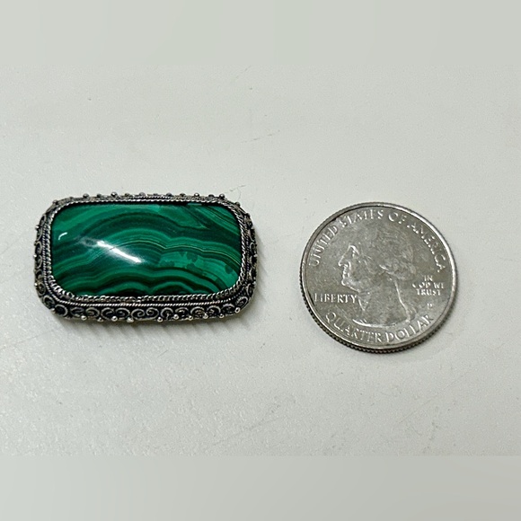 Early 20th Century Antique Silver Encased Polished Malachite Clip On Brooch